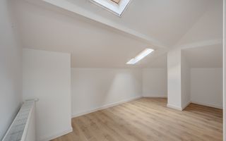 VILA RENOVATA SI ELEGANTA - 131 mp, 6 camere - Mitropolie / Unirii - Poză 19