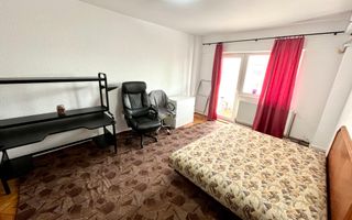 Apartament cu 3 Camere, Decomandat, Zona Mercur - Poză 4