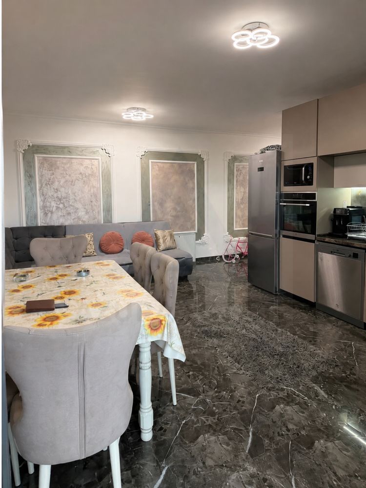 Apartament 3 camere  Curte proprie  Complet mobilat și utilat - Poză 3
