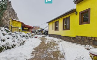 Casă cu 4 camere în zona Parneava - Poză 23