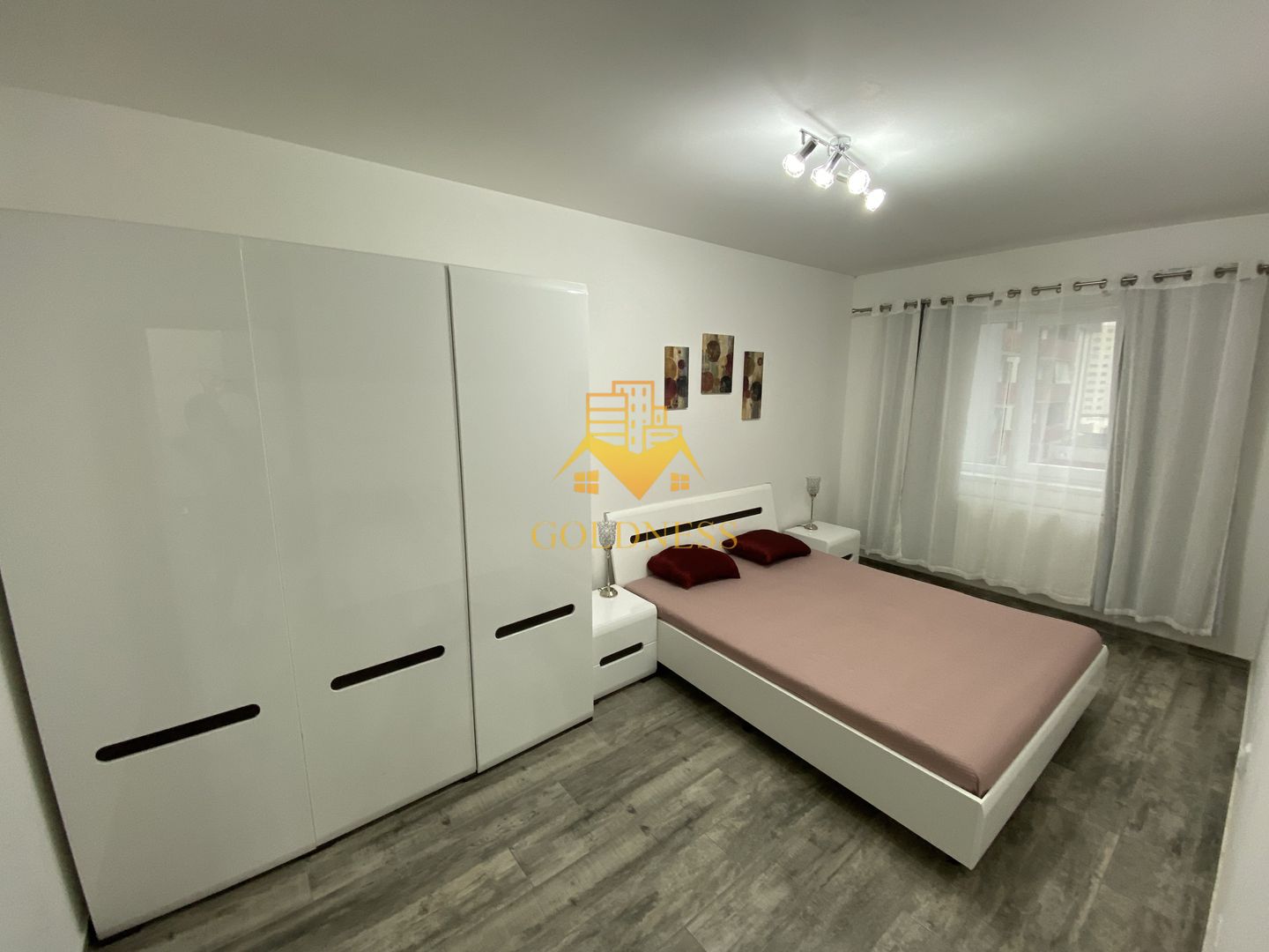2 Camere decomandate, parcare, pet friendly, Zona Vivo, Metro,Bloc Nou - Poză 1