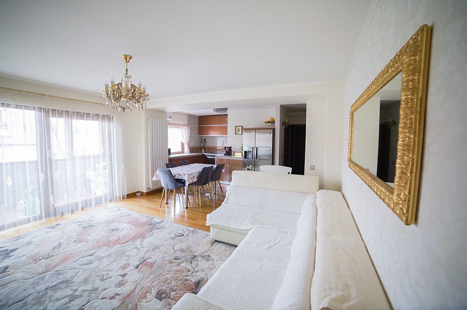 Scriitorilor, 2 camere decomandate, 60mp, 147500Euro - Poză 1