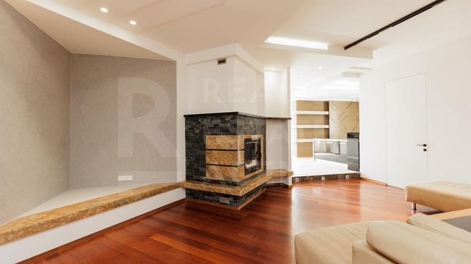 Vânzare, apartament, 3 camere, str. Ciuflea, sectorul Centru - Poză 3