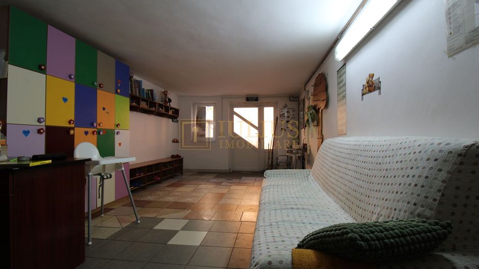 Casa ideala pentru activitati Comerciale. (gradinita, after school, ...) - Poză 36