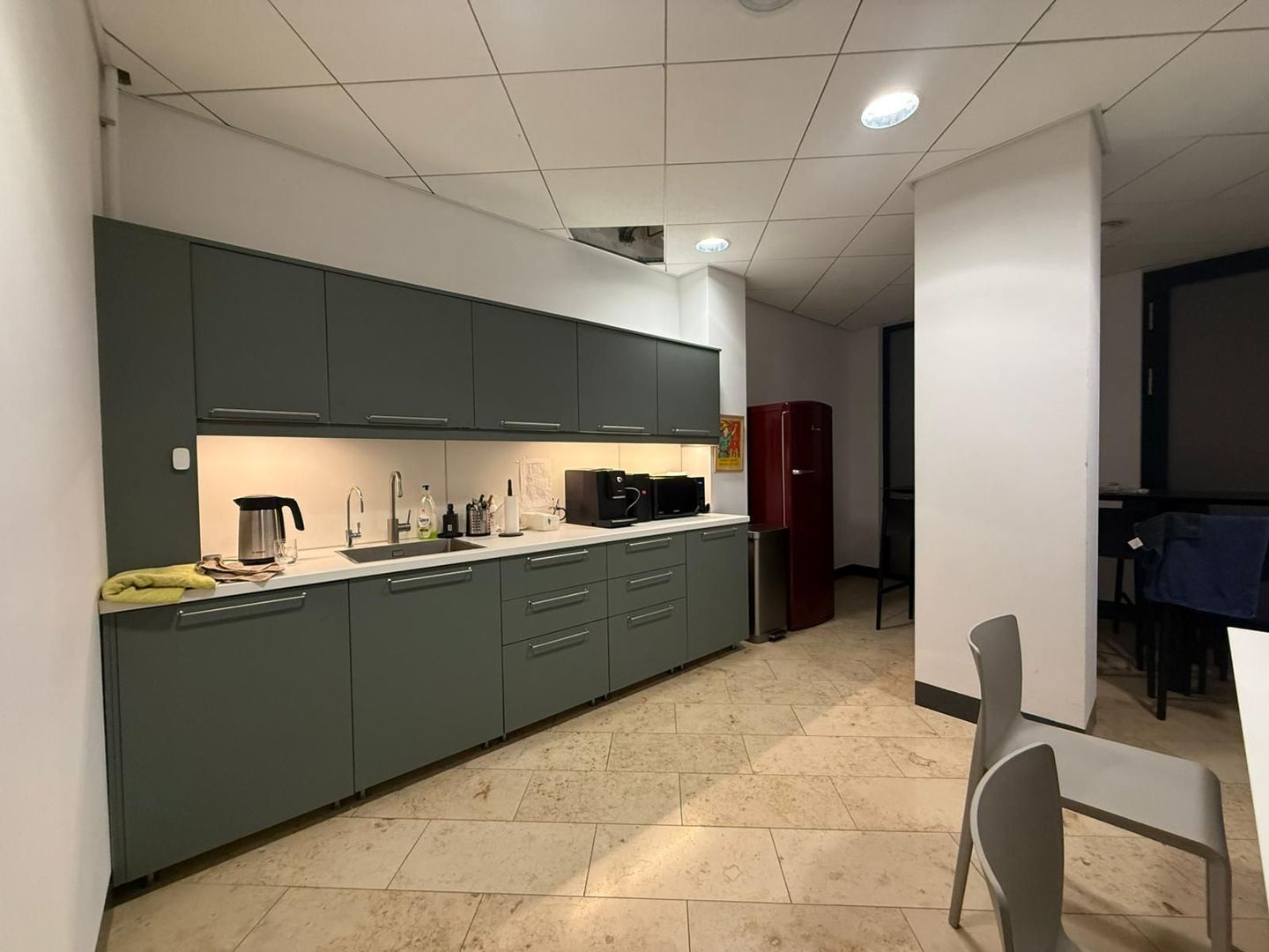 OPORTUNITATE EXCLUSIVĂ DE ÎNCHIRIERE SPAȚII BIROU ZONA CENTRALĂ EMINESCU - Poză 9