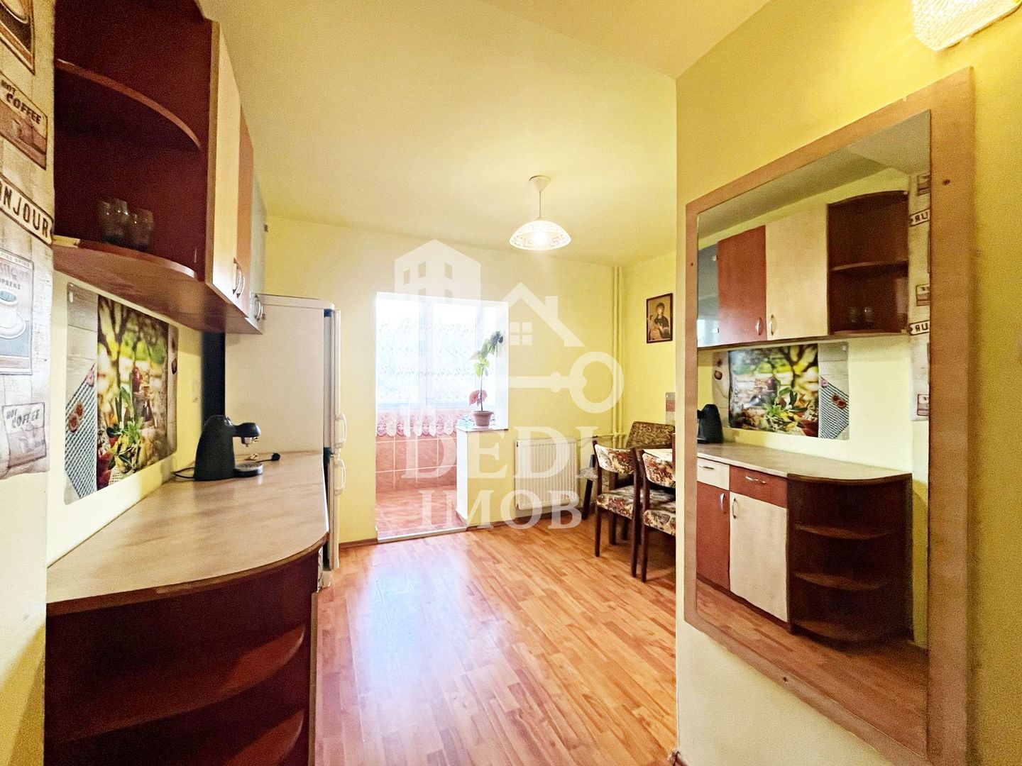 Apartament cu 3 camere de inchiriat, zona Rogerius, Oradea - Poză 6