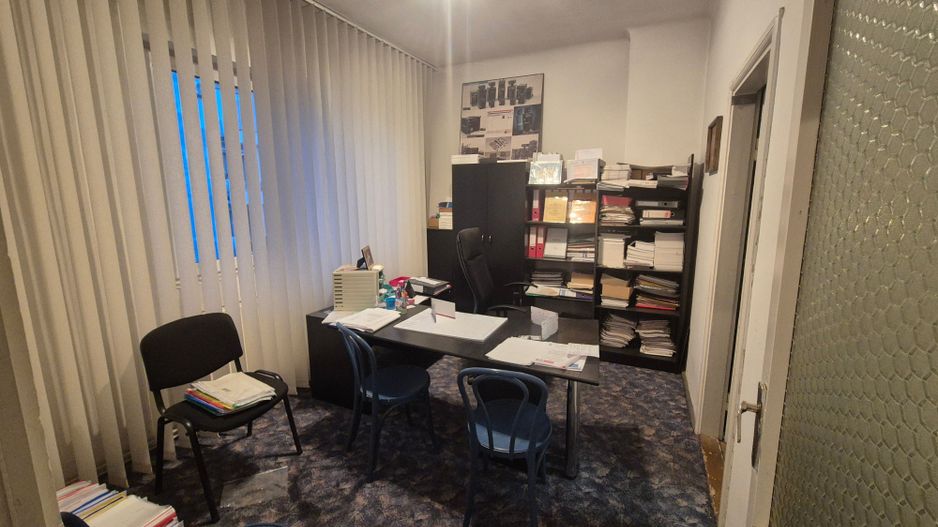 Apartament in duplex, etajul 1. - Poză 1