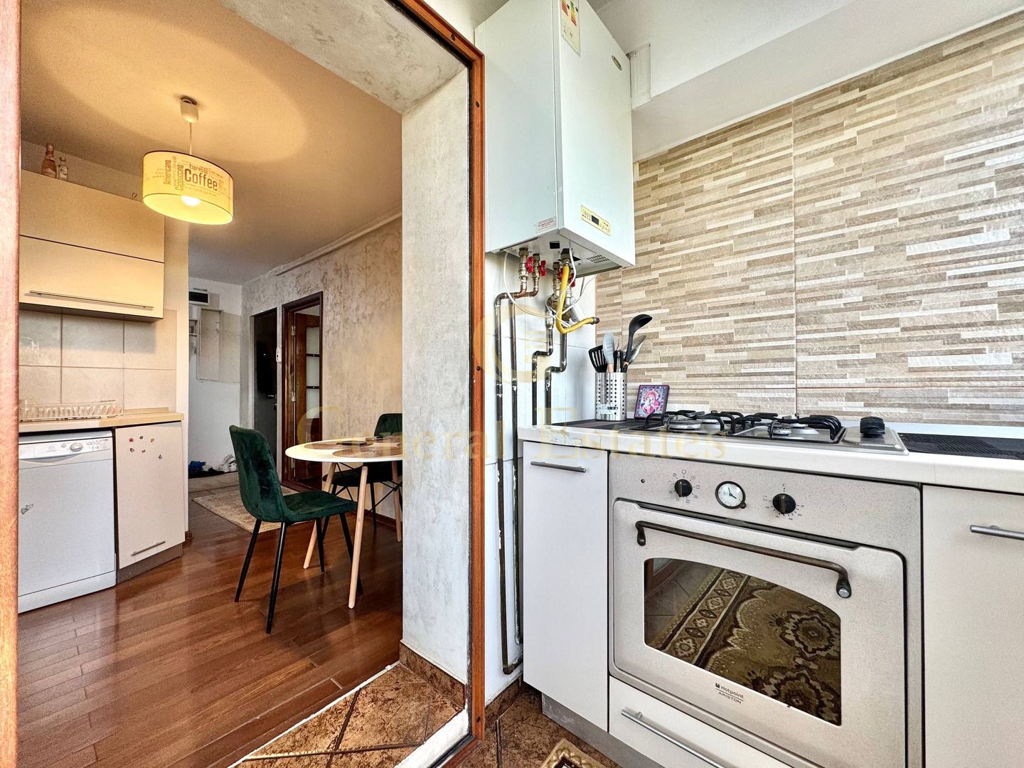 Spre Vânzare apartament cu 3 camere - 72 m.p - Nicolina, Iași - Poză 5