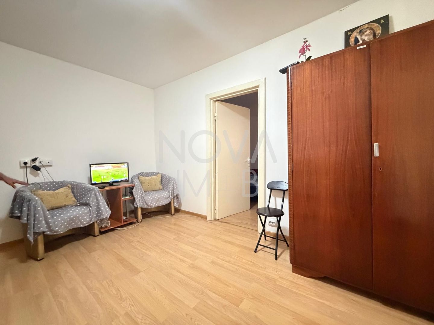 Apartament 2 camere, parter - Ciresica - Poză 2