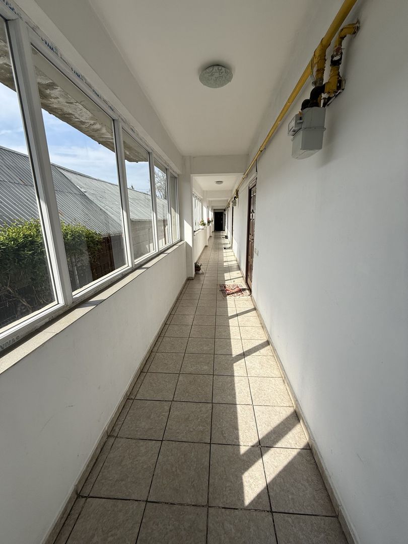 Ap 3 camere - transformat din alipirea a 2 garsoniere - 62 mp - parter - Poză 24