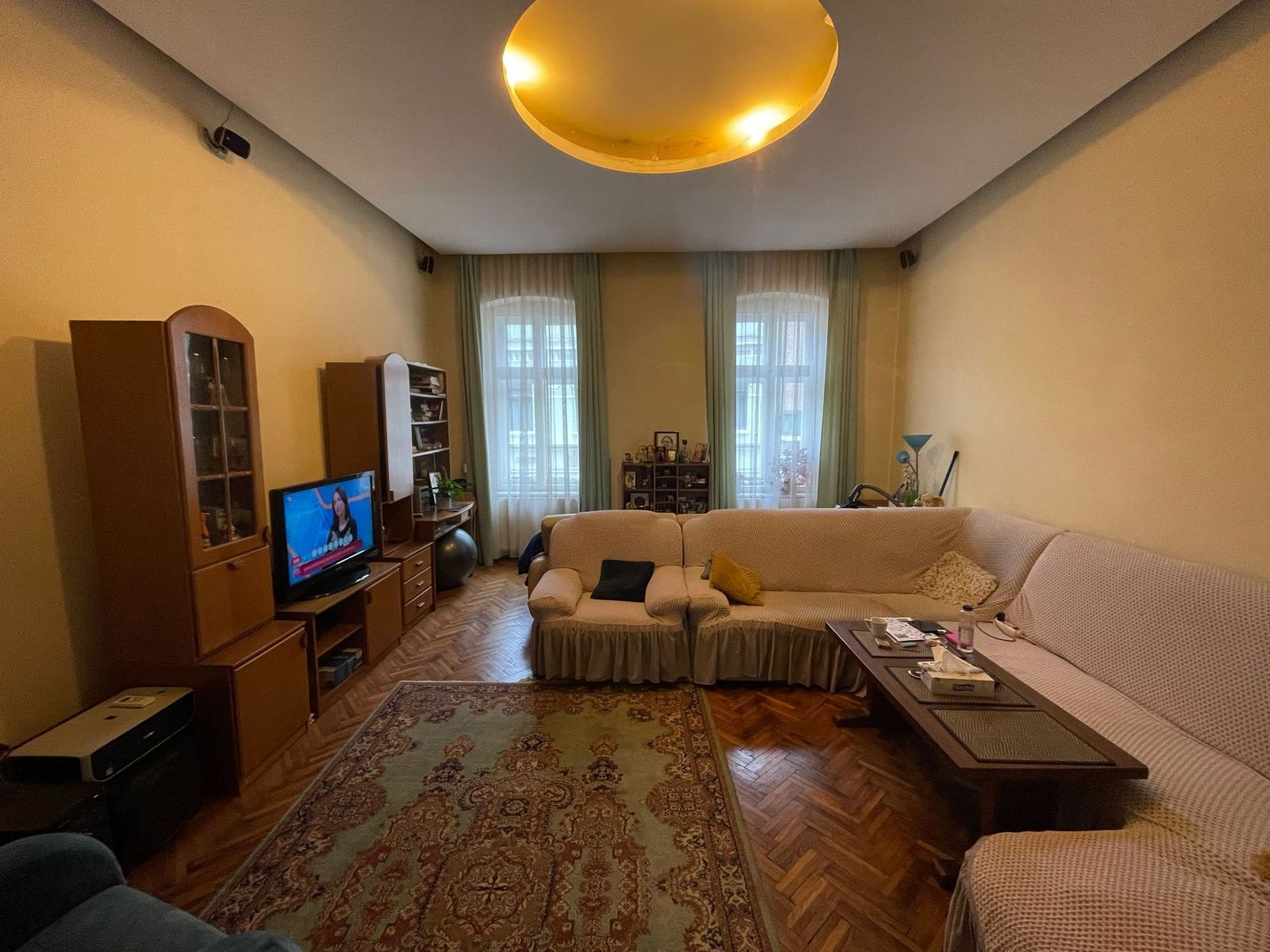 Apartament ultracentral, str V. Alecsandri, 110 mp utili. 174 900 E - Poză 3