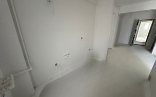 Garsonieră 35 mp, include parcare – ideal locuit/investiție - Poză 5