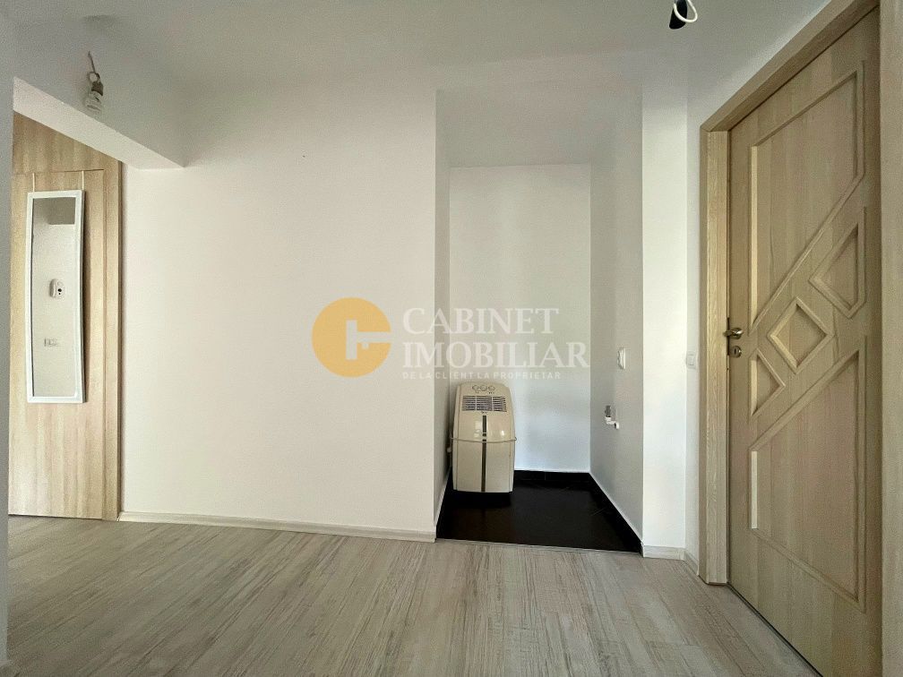Etaj 3 Apartament 3 Camere Decomandat Belvedere Pizza-Nico Nicolina - Poză 4