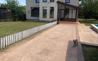 Casă spațioasă cu piscină, de vânzare în Simeria - Poză 6