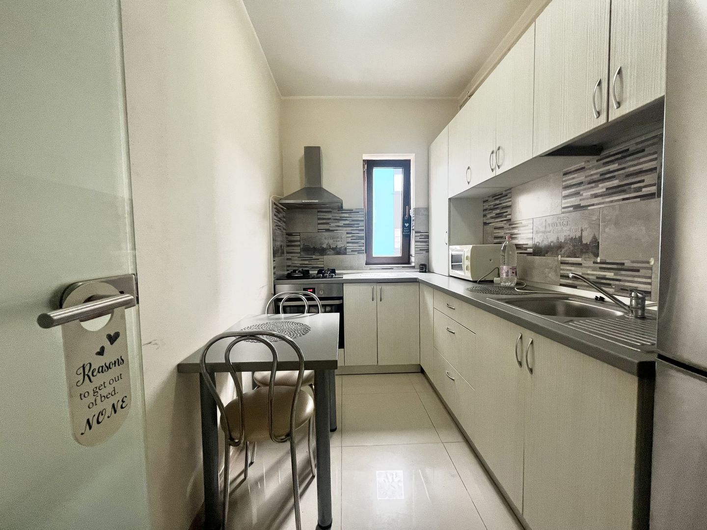 2 camere, decomandat, modern si primitor, la intrare in Dumbravita - Poză 9