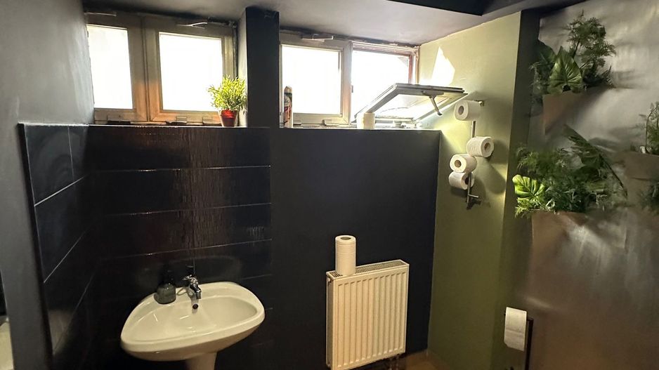 Spatiu în clădire de birouri - Poză 9