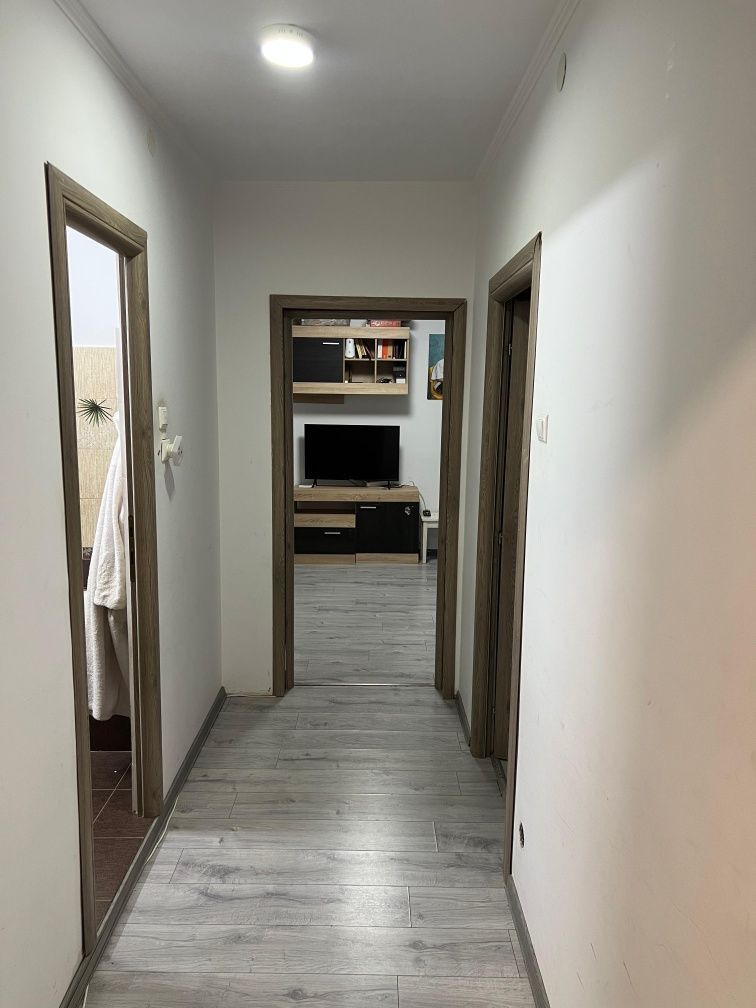 Apartament cu 2 camere la vanzare - Poză 2