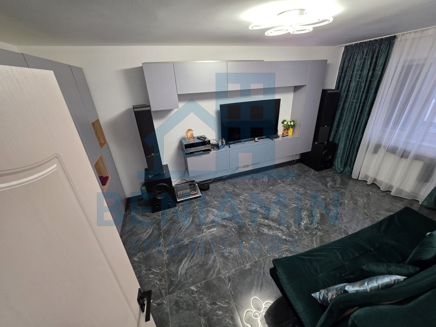Apartament 2 camere decomandat 52mp Brazda, centrala proprie - Poză 1