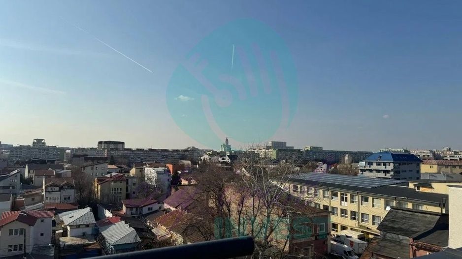 Penthouse spectaculos cu terasa de 57 mp - Poză 2