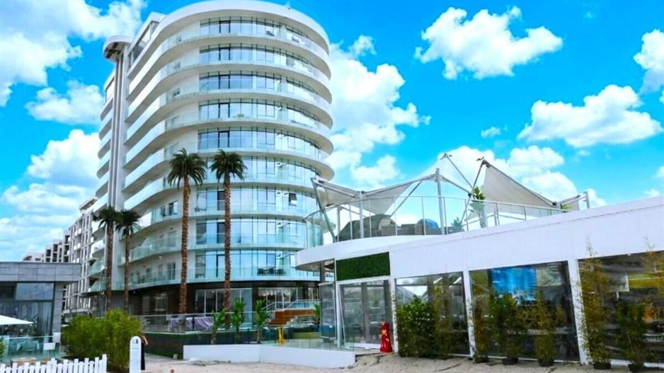 Mamaia Nord - White Tower, 2 camere, 51 mp, etajul 7, vedere la mare! - Poză 1