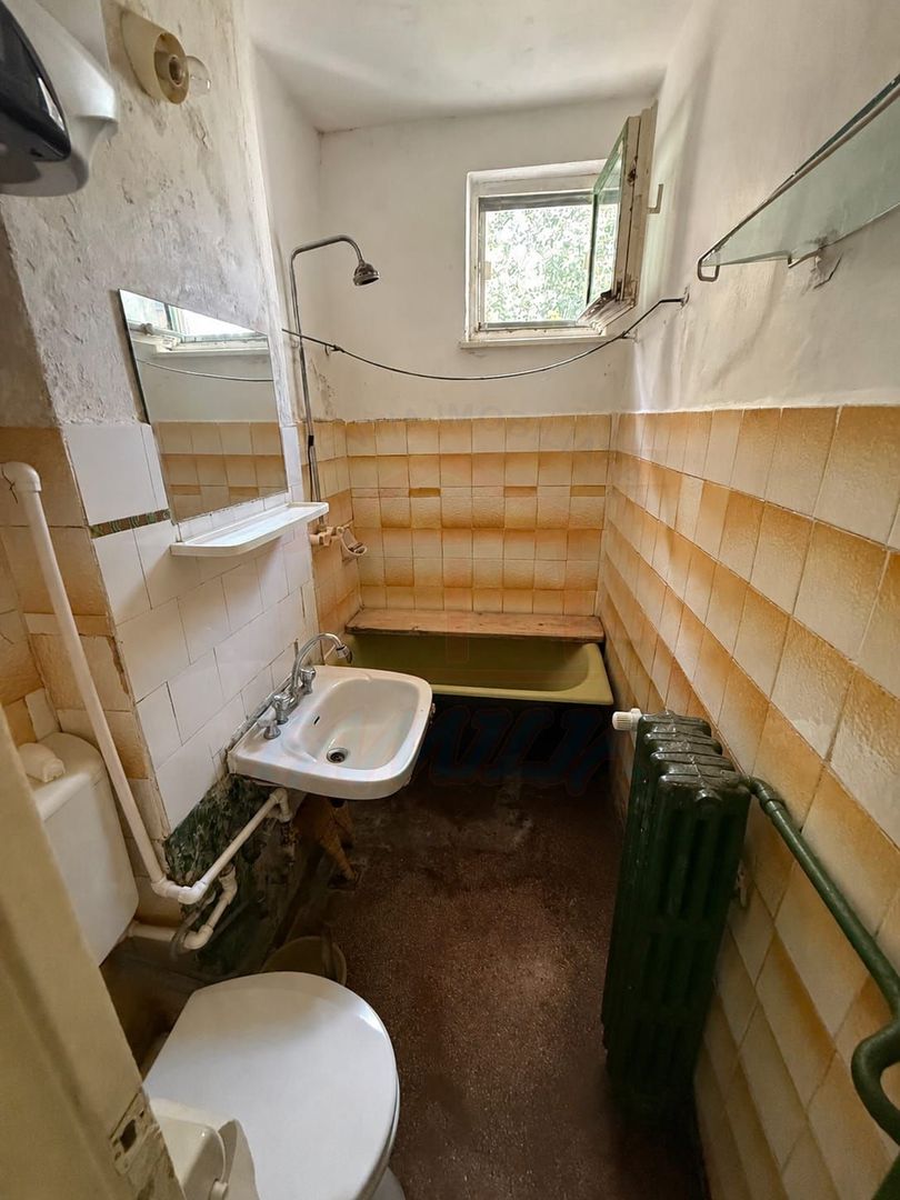 🏡 De vanzare 3 camere, Micro 19, 45.000 EURO - Poză 8