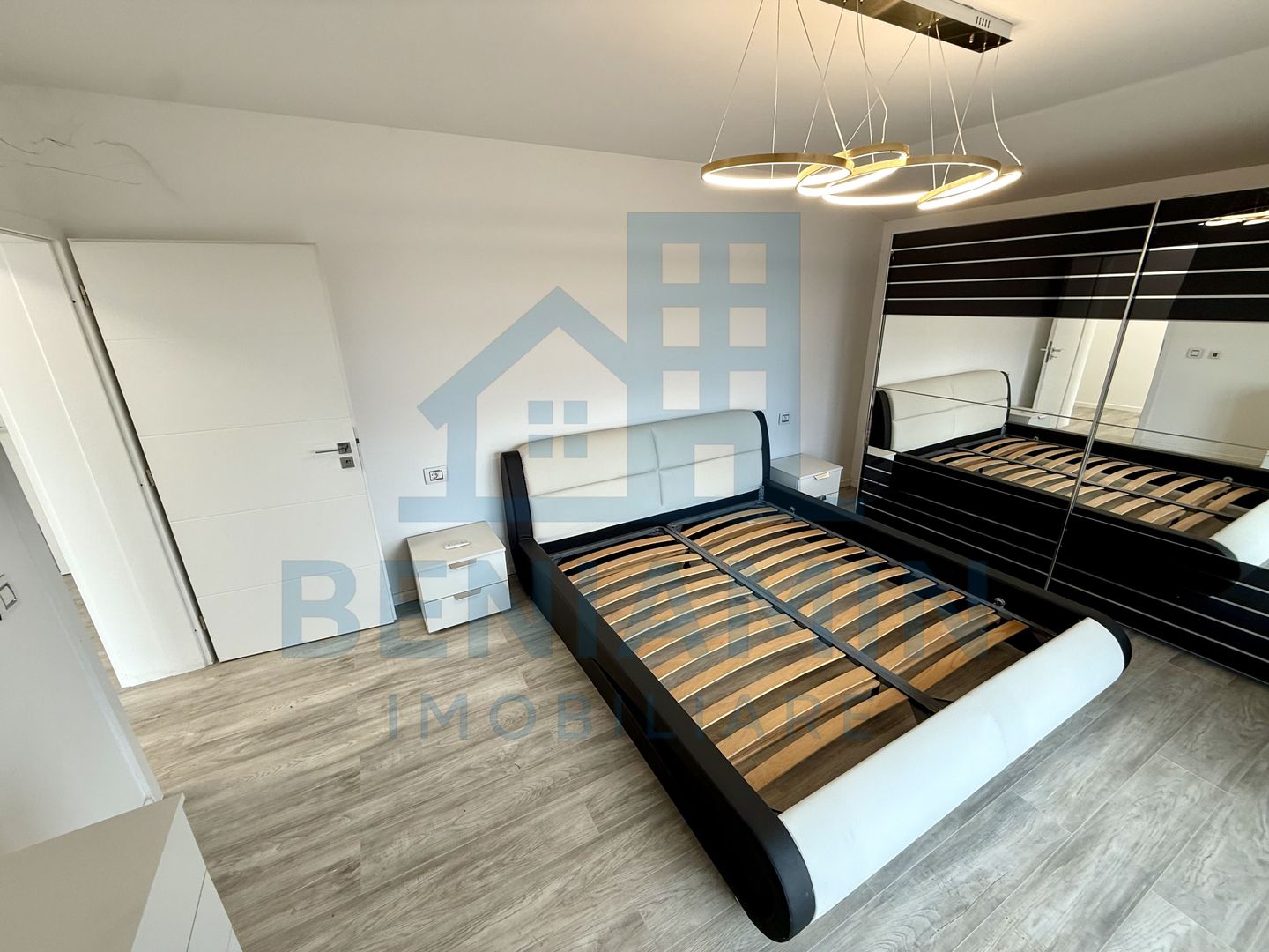 Casa moderna - P+M - 243mp - 500 mp teren - extindere - Damila - Poză 4