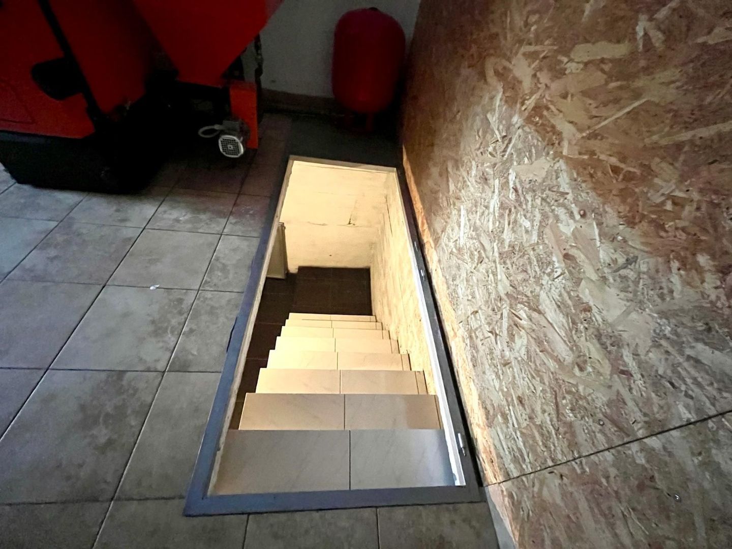 CASA COMPLET UTILATA SI MOBILATA MODERN CU GRADINA | 1100 MP |MARGINEA - Poză 57