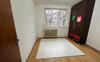 Apartament 3 camere Balcon Metrou  Raul Doamnei 1' - Poză 1