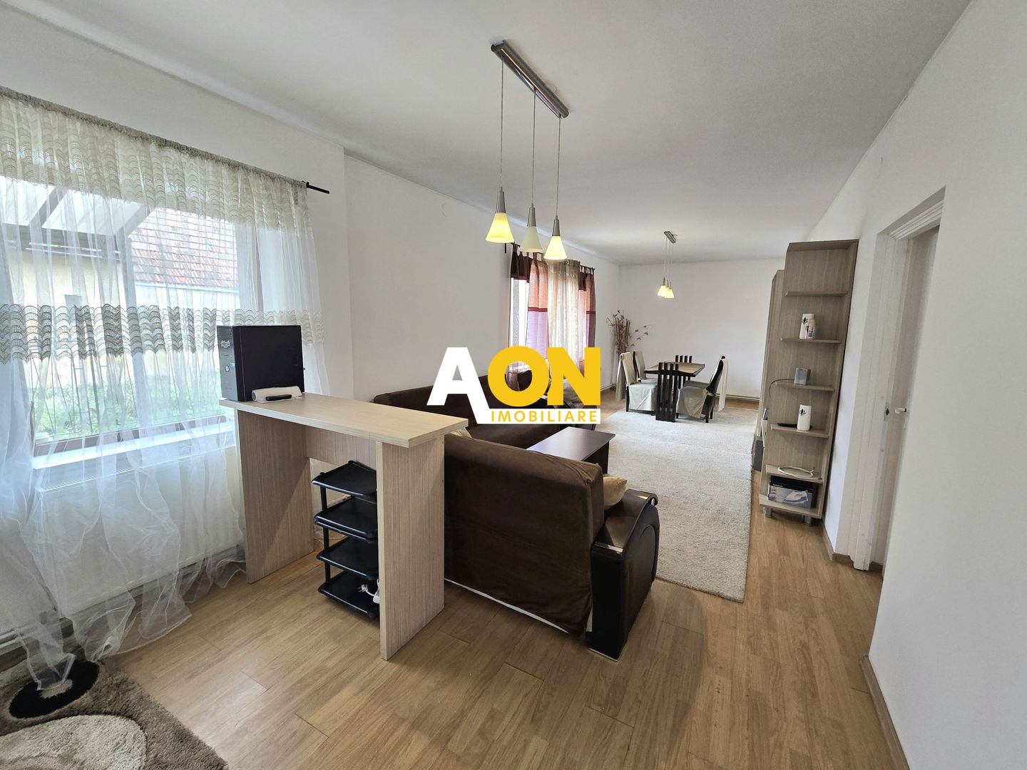 Casa Individuala 3 Camere, Zona Centru, 300mp Teren - Poză 1