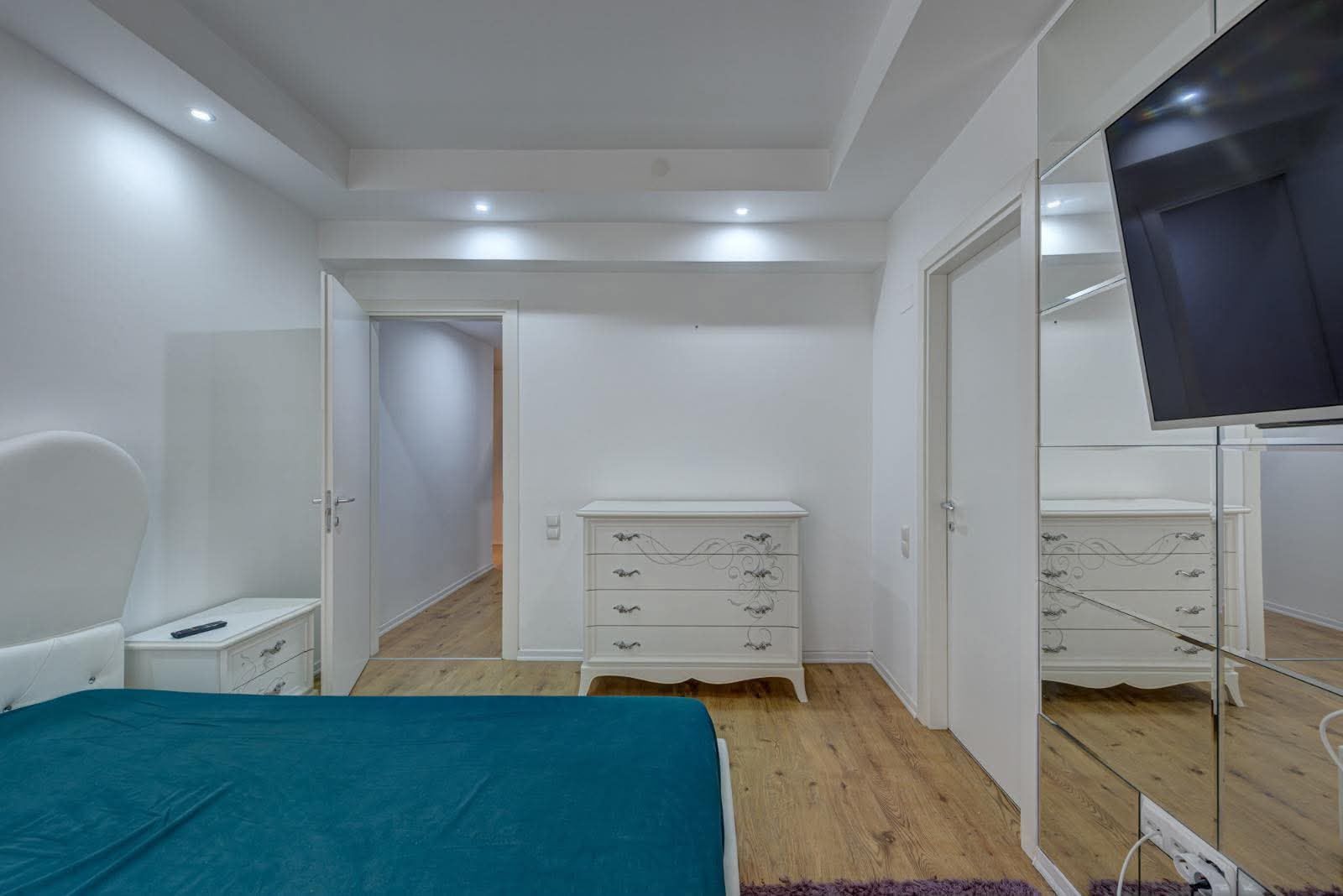 COSMOPOLIS - Apartament cu 3 camere, mobilat si utilat. - Poză 7