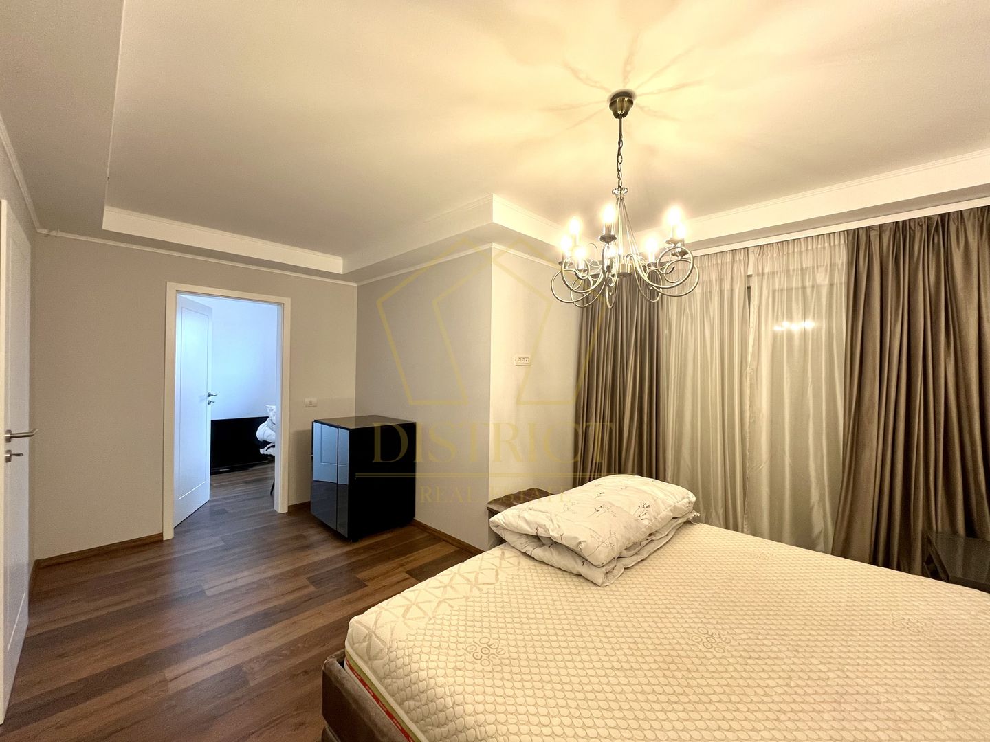 Duplex deosebit cu 5 camere despartit prin camera tehnica | Mosnita Noua - Poză 7