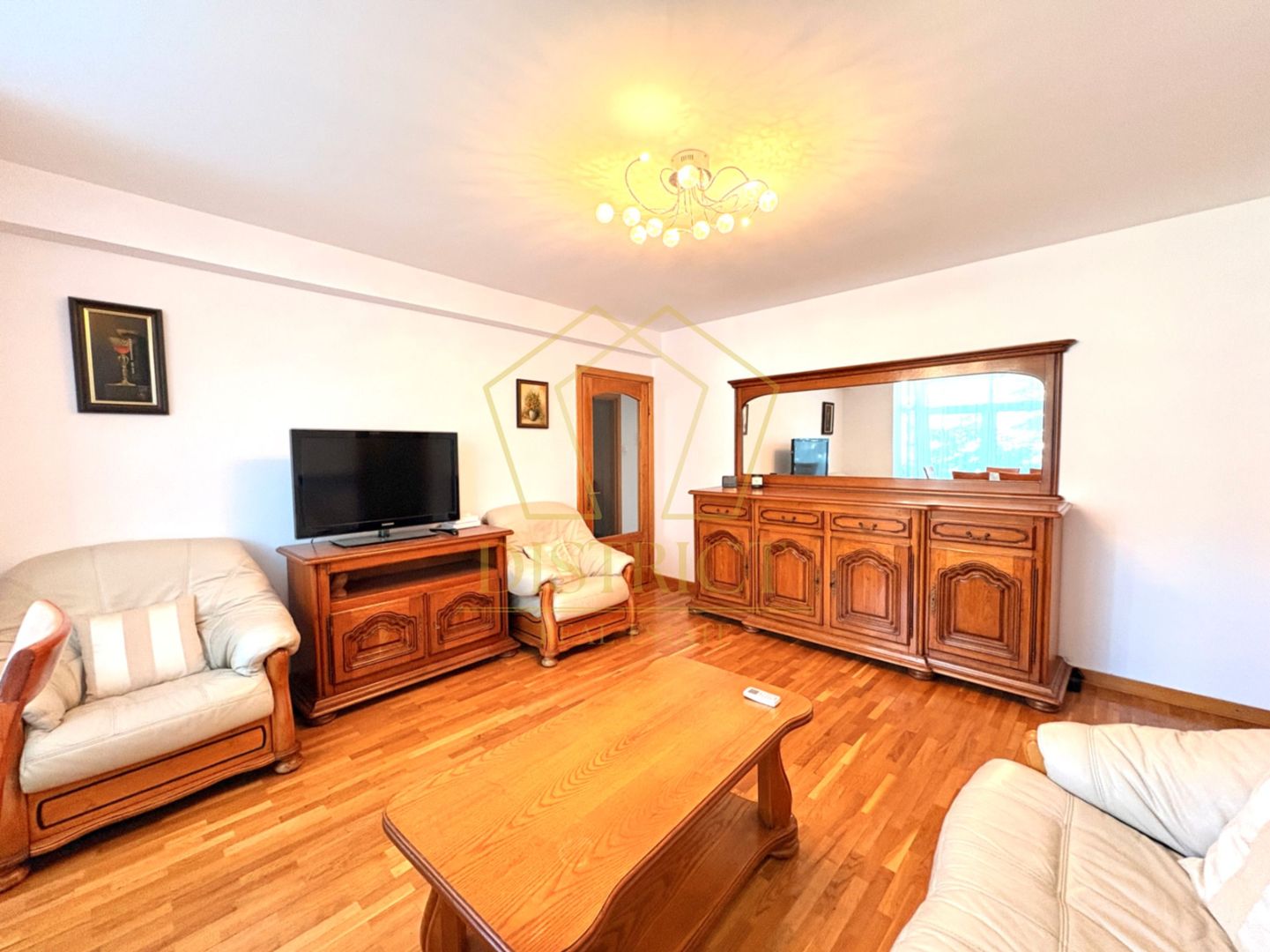 Apartament spațios cu 3 camere | Ultracentral - Poză 2