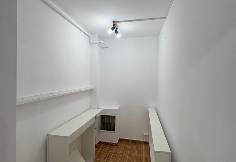 Vand garsoniera 44,52 mp Militari Residence la intrarea in cartier - Poză 4