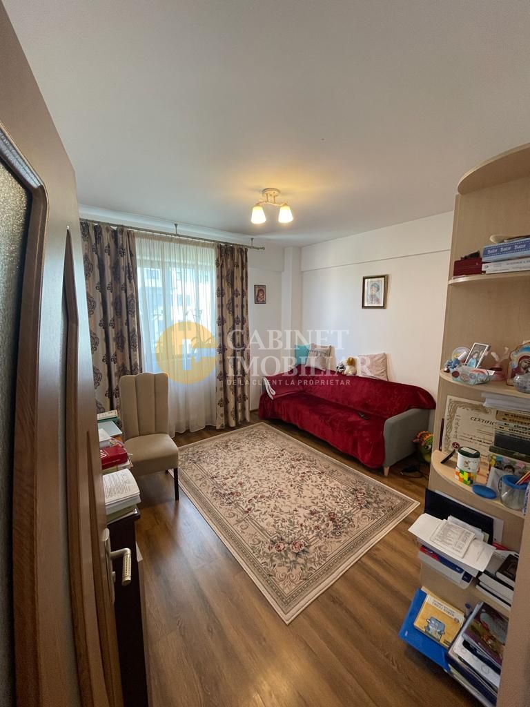 Etaj 2 Apartament 2 Camere Decomandat Cug - Poză 3