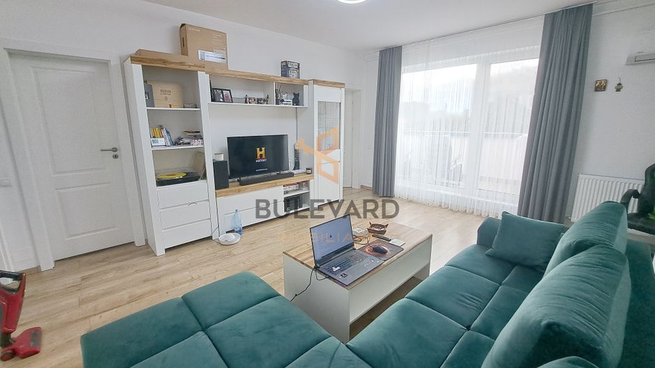 Apartament 2 camere, terasa de 15 mp, Centru! - Poză 2