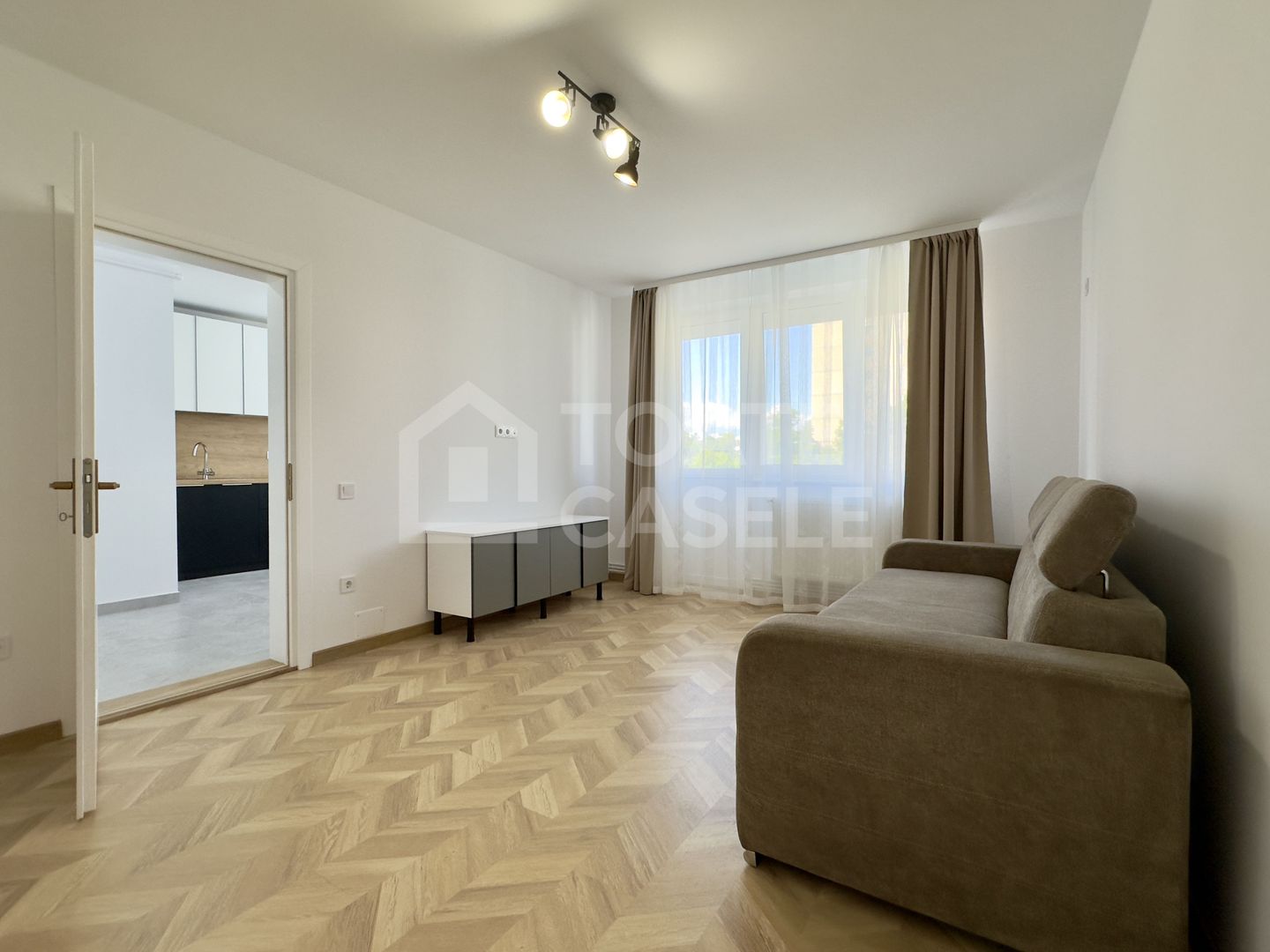 Apartament cu 2 camere complet renovat, in Gheorgheni - Poză 1