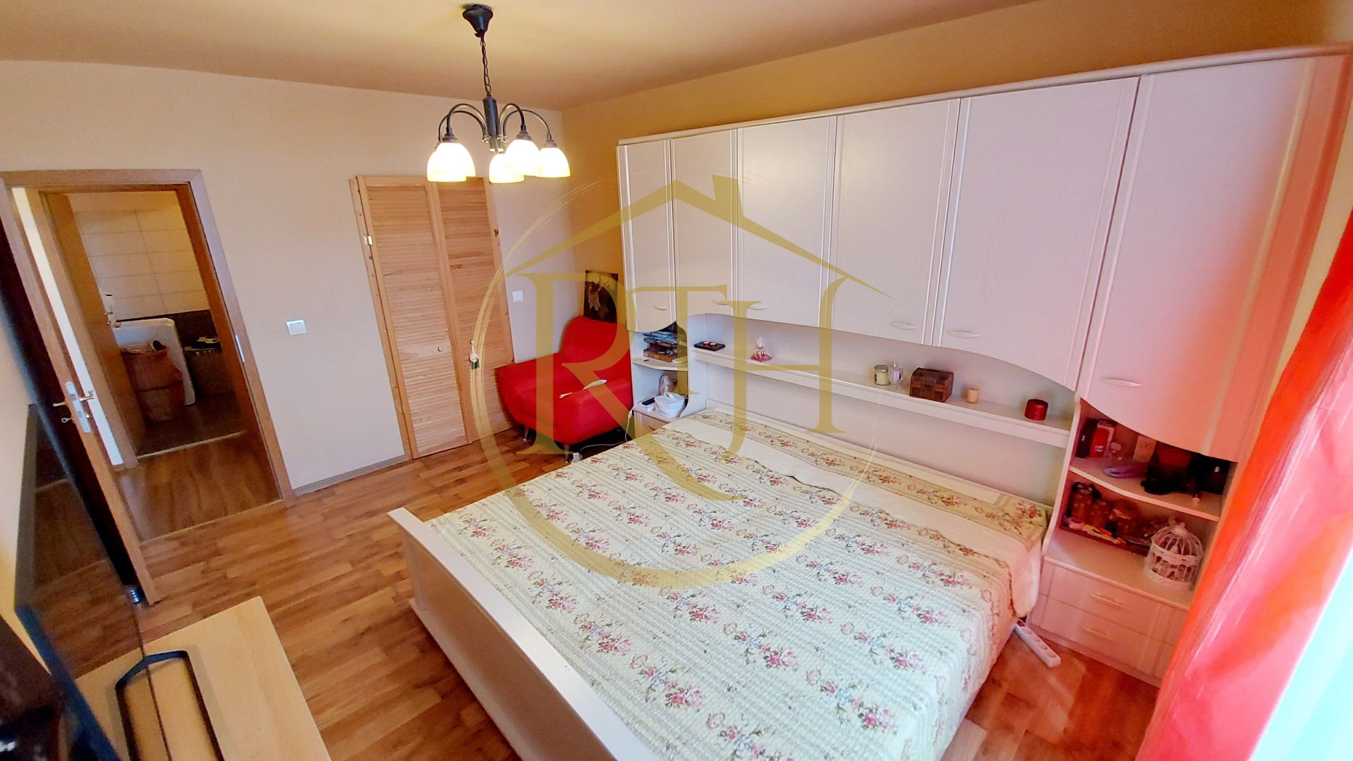 Oferim spre vanzare apartament cu 3 camere, aproape de Complex - Poză 9