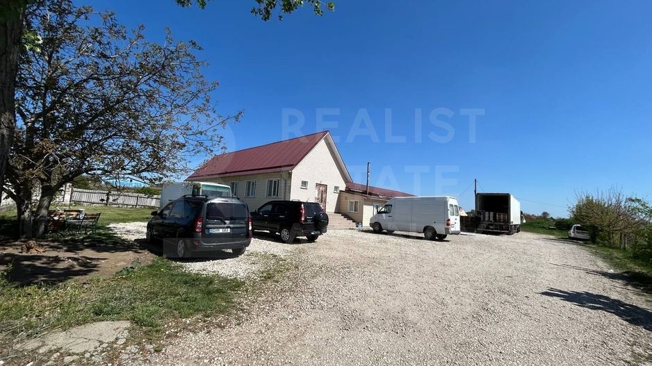 Vânzare, spațiul comercial, 725 mp, strada Valentin Rosca, Edineț - Poză 1