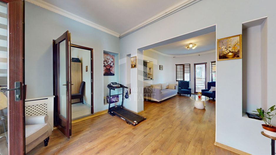 Apartament interbelic cu 3 camere, 124 mp, vis-à-vis de - Poză 35