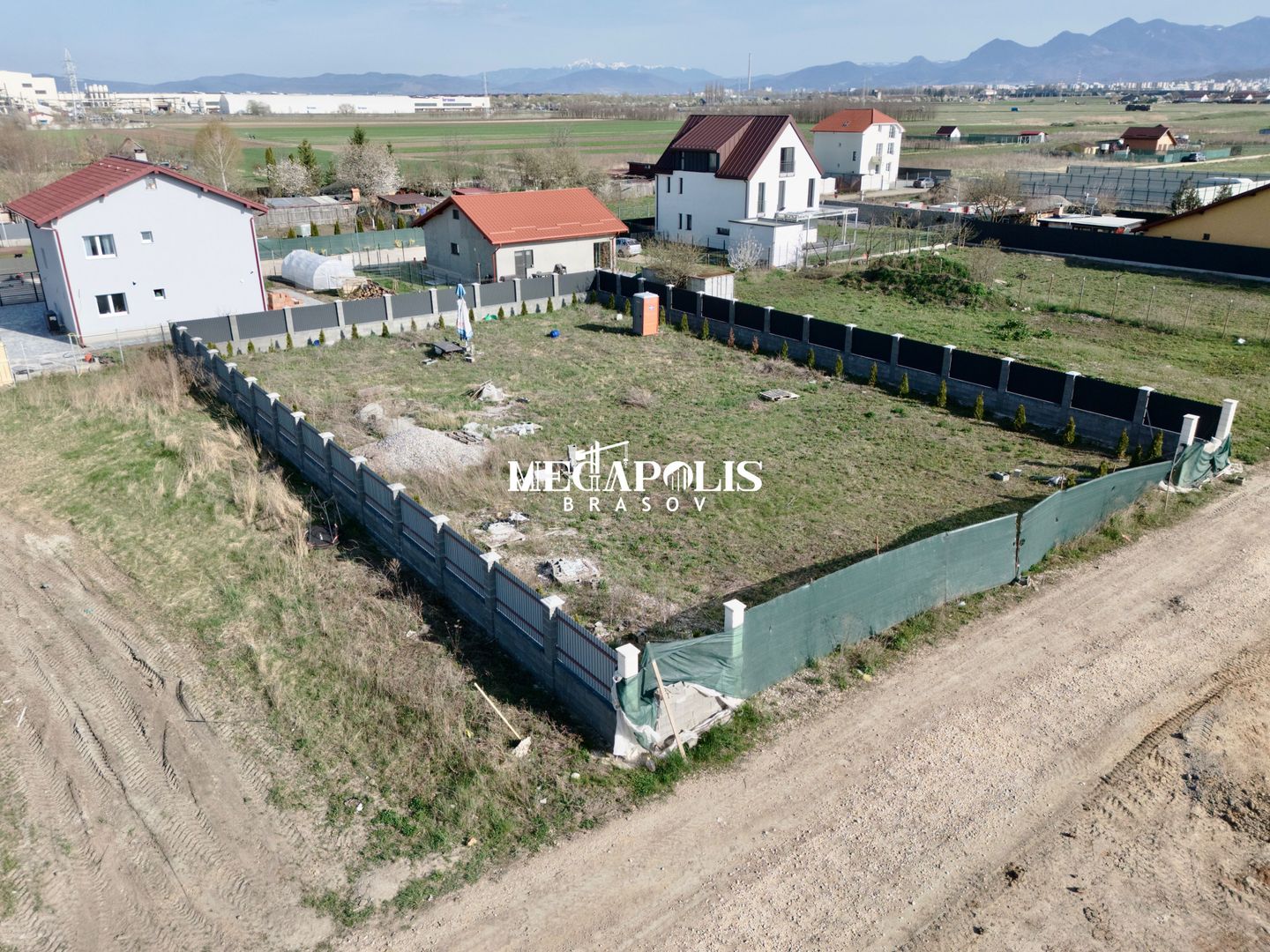 Teren intavilan | Autorizație de construcție + Avize | P + 2E + M - Poză 3