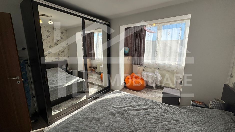 Apartament cu 3 camere, 70 mp, decomandat, Zona Diamant - Poză 5