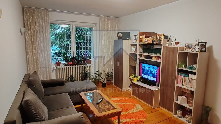 Vanzare apartament 4 camere - Rahova - str. Soldat Croitoru - Poză 2