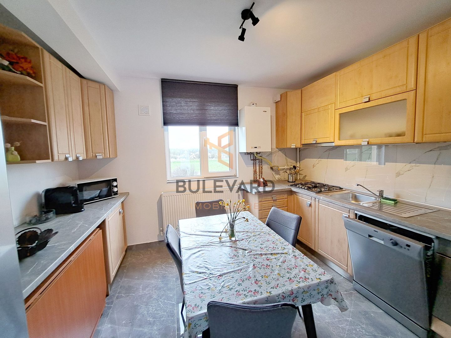 Apartament 3 camere, parcare! - Poză 4