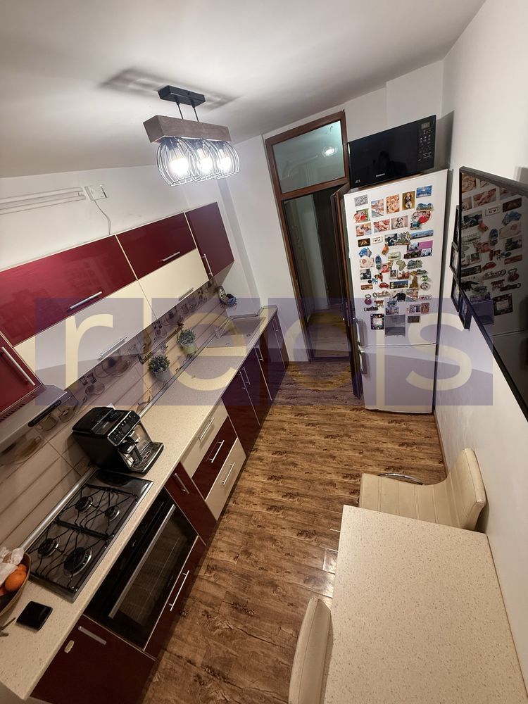 Apartament 2 camere DECOMANDAT | Teiul Doamnei - Poză 2