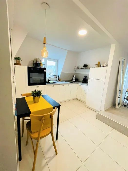 APARTAMENT LA MANSARDA ZONA CAPITALE - Poză 4