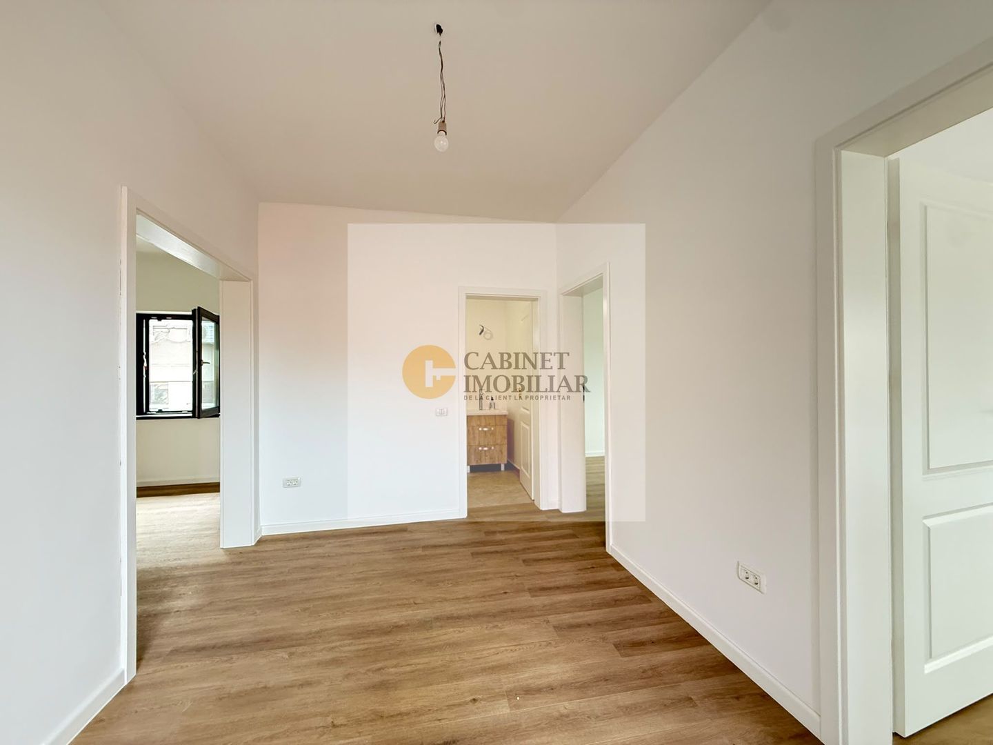 4 camere + birou | Biserica Casin | 110mp total | Renovat 2025 - Poză 25