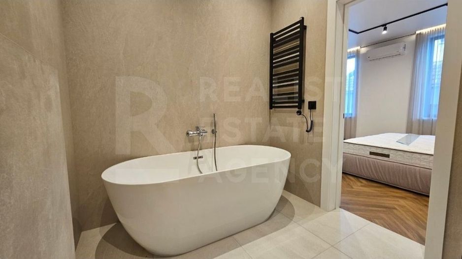 Chirie towhouse, 3 nivele, str. Lacului, Centru - Poză 8