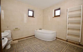 CASA DE INCHIRIAT BUNA ZIUA 280 MP UTILI | 600 MP CURTE - Poză 17