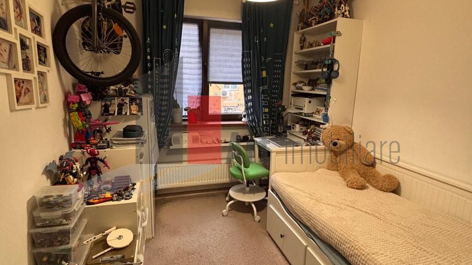 Vânzare apartament 3 camere Prelungirea Ferentari - Șc. 136 - Poză 3