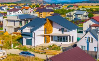 0Comision | Casă P+E | 188 mp | Teren 400 mp | Sanpetru–Bod - Poză 3